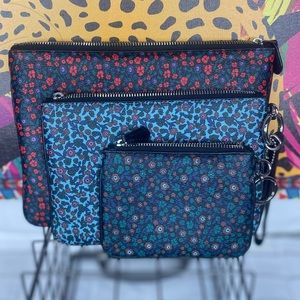 Coach small pouch set